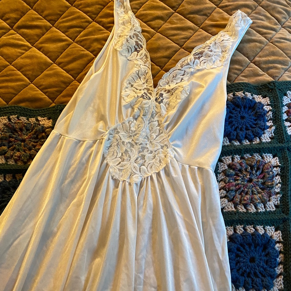 Miss Elaine Olga Nightgown